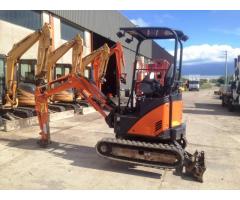HITACHI ZX17U