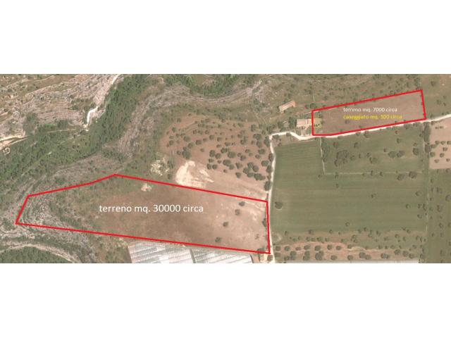 Sicilia: a 1 km . dalla città di Scicli (Ragusa) vendo proprietà di circa 4 ettari