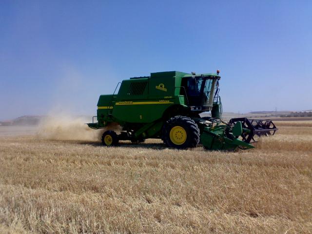 Mietitrebbia JOHN DEERE 1450 CWS II AL - Anno 2009 - € 79.000,00