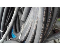 tubi oleodinmici stock