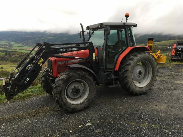 Massey Ferguson 4270-4