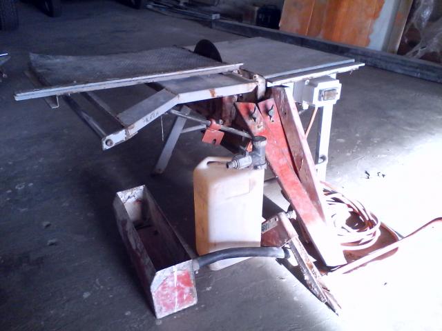 Taglierina per mattonelle